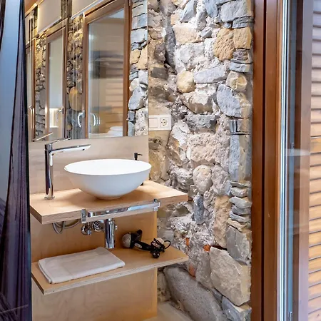 Aristondo Boutique Pentsioa Hotel Getaria Exterior photo